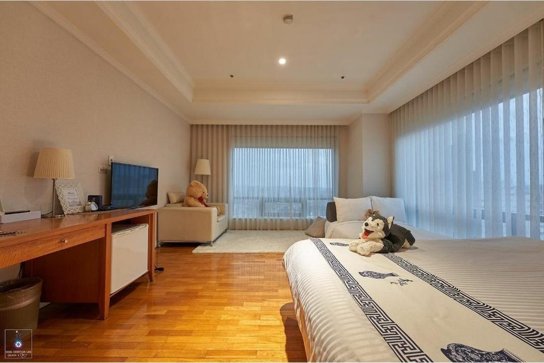 Corner Inn ไถจง ภายนอก รูปภาพ